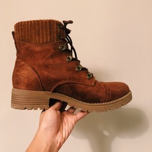 Universal Thread Microsuede Lace Up Boots